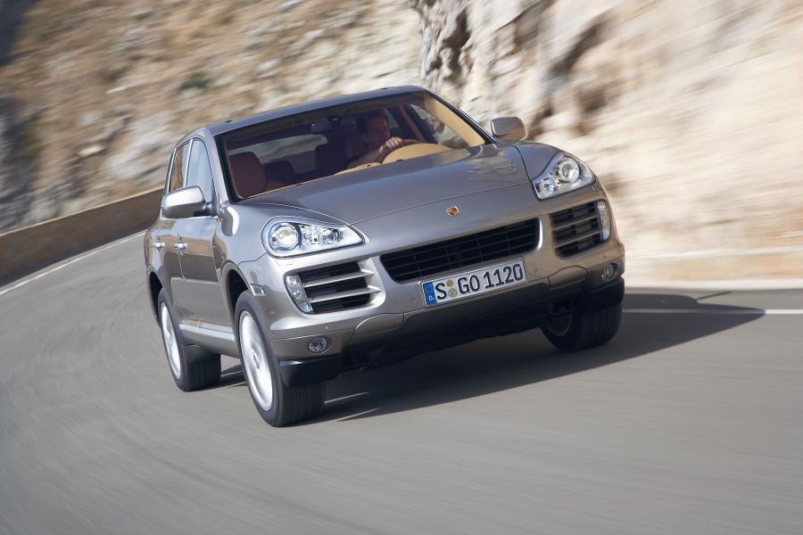  Porsche Cayenne 2007 года  (фото 27 из 52)